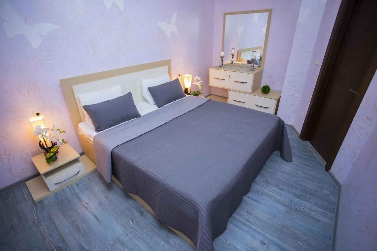 Aparthotel Blue Star Batumi 3*,